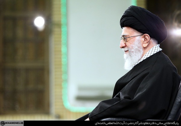 http://farsi.khamenei.ir/ndata/news/31761/C/13941008_0231761.jpg