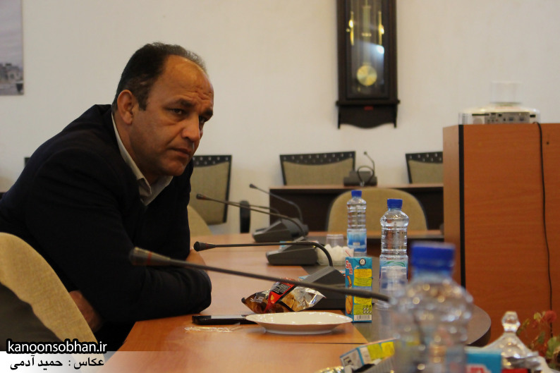 تصاویر نشست خبرنگاران با فرماندار کوهدشت (14)