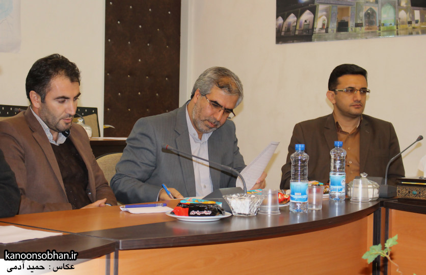 تصاویر نشست خبرنگاران با فرماندار کوهدشت (7)