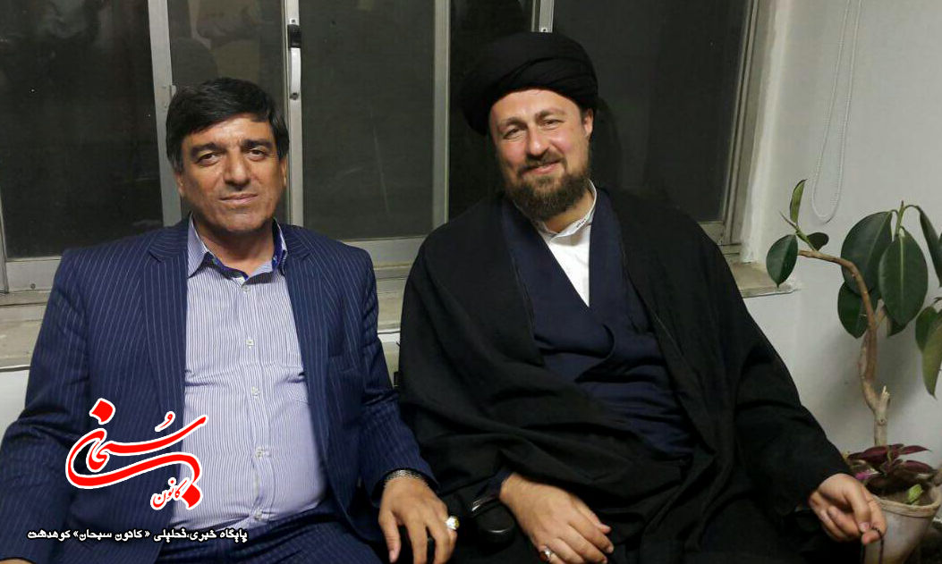 محمد آزادبخت و هادی قبادی در کنار سید حسن خمینی (2)