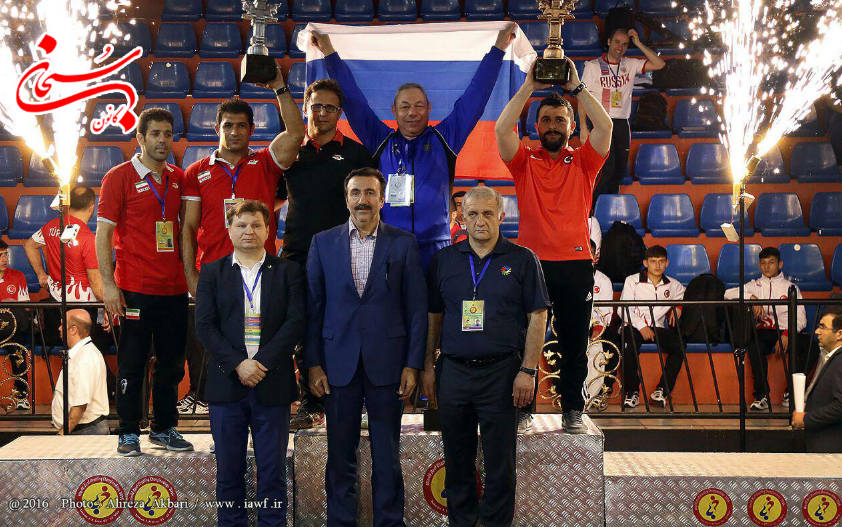افتخار آفرینی تیم کشتی روح الله دل انگیز در مسابقات جهانی (3)