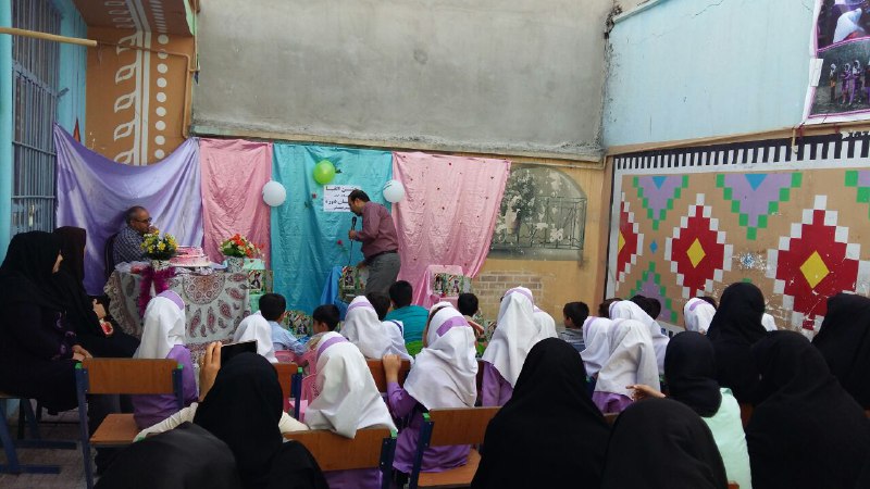 تصاویرجشن تکلیف و الفبا در مدرسه باغ مینو کوهدشت (14)
