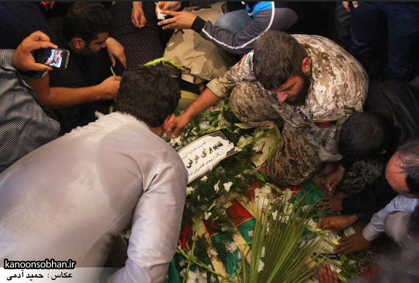 تصاویر تشییع و تدفین شهید والامقام «حاج قدرت الله عبدیان» در کوهدشت سری سوم (30)