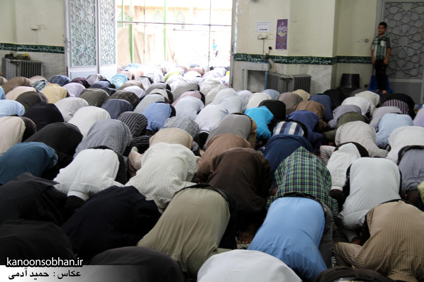 گزارش تصویری اولین نماز جمعه رمضان 95 کوهدشت (27)
